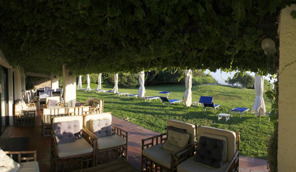 Hotel Della Baia Baia Domizia Eksteriør billede