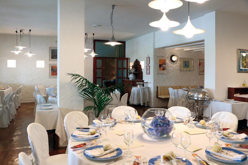 Hotel Della Baia Baia Domizia Eksteriør billede